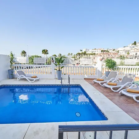 Pura - Private Jacuzzi & Heated Pool Holiday home Nerja