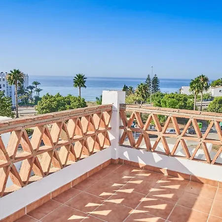 Holiday home Pura - Private Jacuzzi & Heated Pool Nerja