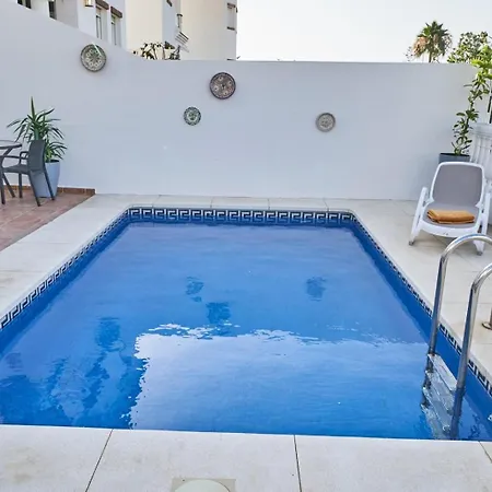 Holiday home Pura - Private Jacuzzi & Heated Pool *